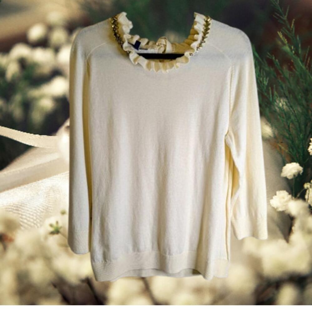 RSVP Talbots large 3/4 sleeve cream with gold accent collar cashmere blend top